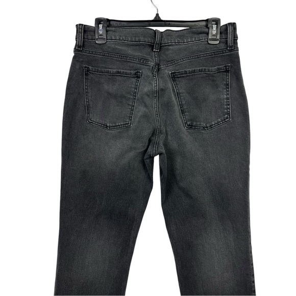 Old Navy Women’s Black Distressed Jeans Sz 6 Boyfriend Mid-Rise Frayed Hems - Picture 4 of 11